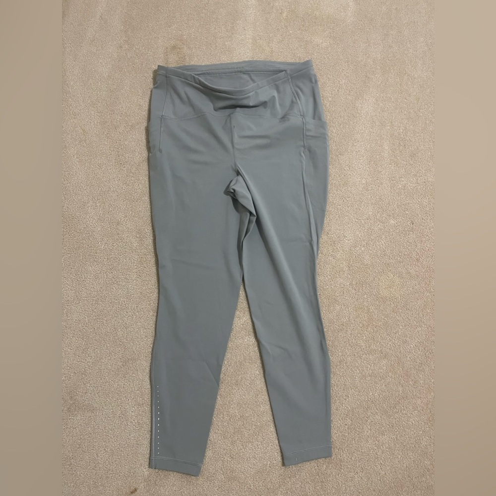 Lululemon Swift Speed High-Rise Tight 28"